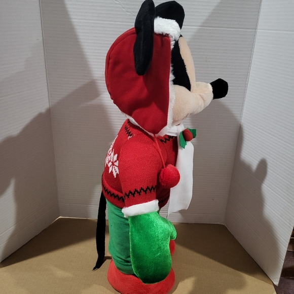 Disney Mickey Mouse Christmas Greeter Size 21" Tall, Scarf, Hat, Gemmy Indust. - Picture 6 of 10
